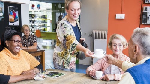 Kopje-koffie-foto-bij-pb-week-eenzaamheid