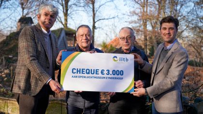 LLTB-reikt-cheque-uit-aan-Eynderhoof-3