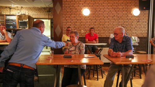 Laatste-weekend-Cafe-Zaal-Bi-j-Le-nie-4