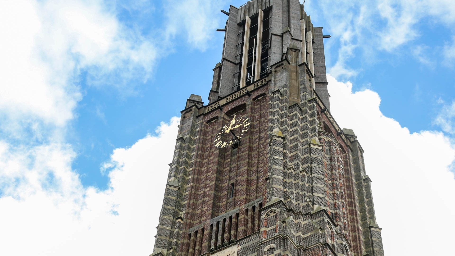 Martinuskerk-Weert-2