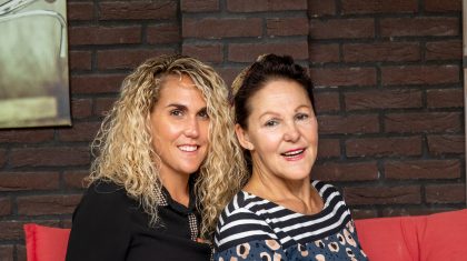 Mieke-en-Petra-presenteren-nieuw-nummer