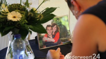 Minuut stile vliegtuigramp MH17 Okraine Nederweert