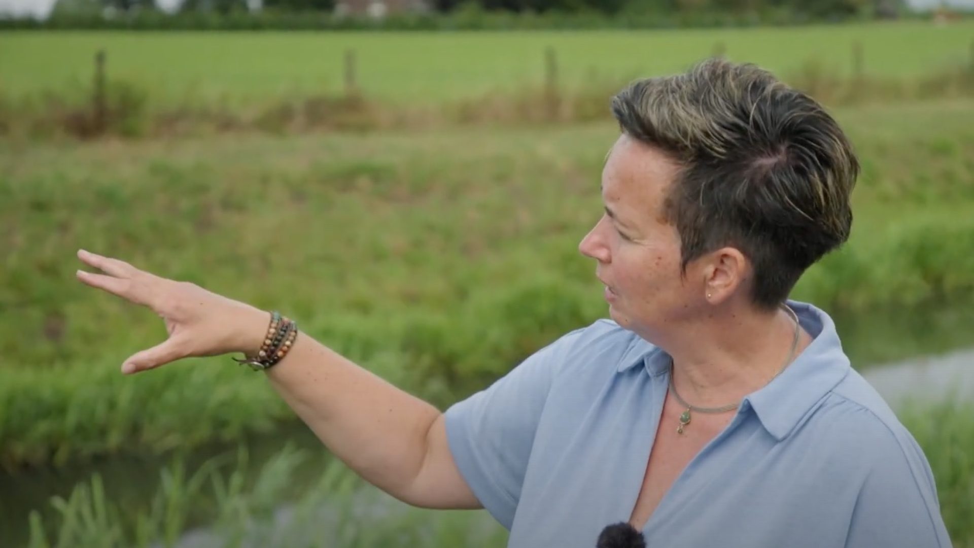 Natuurgids-Joyce-neemt-je-mee-langs-de-Tungelroysebeek