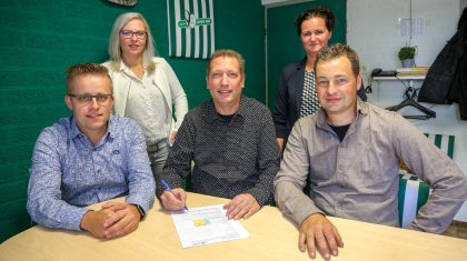 Nieuwe-sponsoren-voor-Eindse-Boys-3