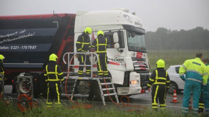 ONgeval-vrachtwagens-A2-Nederweert-7