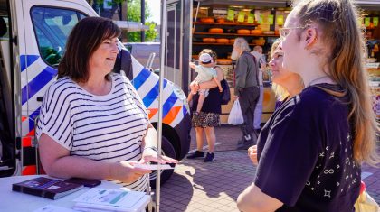 Ondermijning-stand-weekmarkt-Nederweert-2