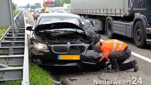 Ongeval A2 bij Nederweert met drie auto's