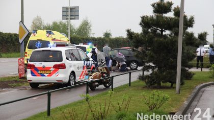 Ongeval bij aftrit McDonald's Nederweert tussen fietser en personenauto