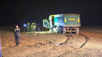 Ongeval-n280-vrachtwagen-en-twee-personenautos-2