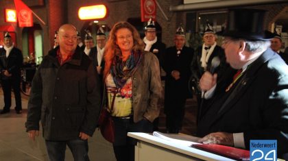 Opening carnavalsseizoen Pinmaekers