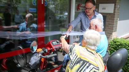 Opening-nieuwe-schuifdeuren-Huisartsenpost-Nederweert-3