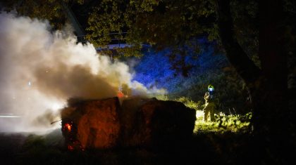 Rollen-gemaaid-gras-in-brand-op-de-Wessemerdijk-2