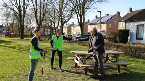 Samen-werken-we-aan-een-schoon-Nederweert-afval-3