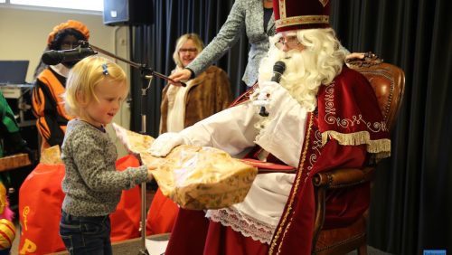 Sinterklaas-bij-Buurtvereniging-Budschop-17