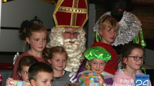 Sinterklaas bij cafe 't Verschil in Nederweert-Eind