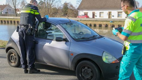 Voetganger-geschept-door-auto-Weert-4