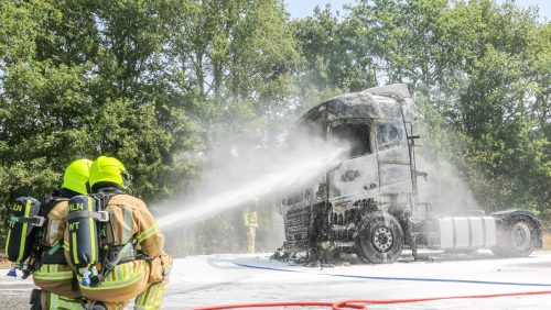 Vrachwagenbrand-Meijelseweg-Heibloem-7