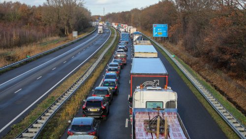 Wegafsluiting-verkeer-A2