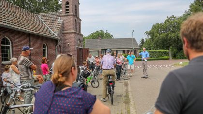 foto-Fietstochts-door-Alfons-Bruekers-Tussen-Houtsberg-en-Schoorwater-2