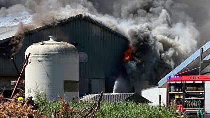 zeer-grote-brand-bloemerstraat-nederweert1